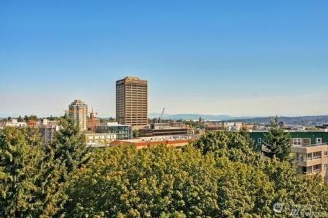 4547 8th Avenue NE Seattle WA 98105