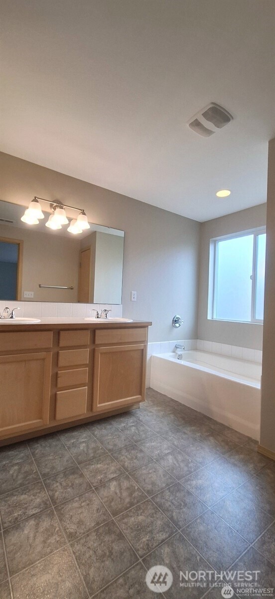 17713 73rd Avenue Ct E Puyallup WA 98375