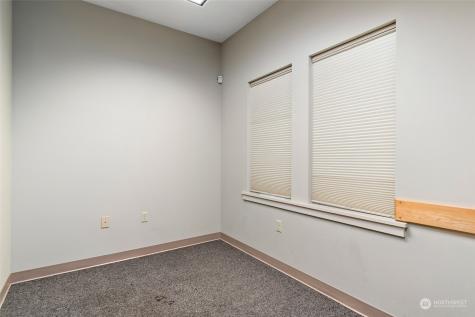380 SE Barrington Drive Oak Harbor WA 98277