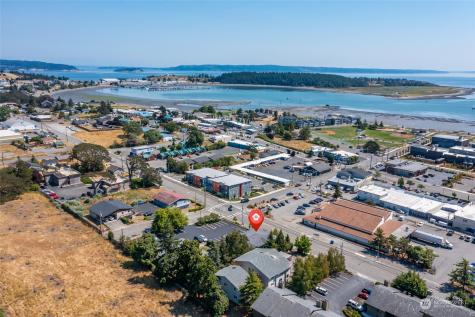 380 SE Barrington Drive Oak Harbor WA 98277
