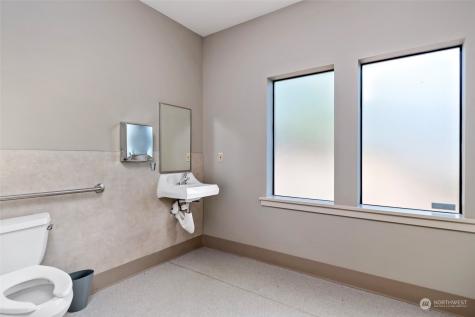 380 SE Barrington Drive Oak Harbor WA 98277