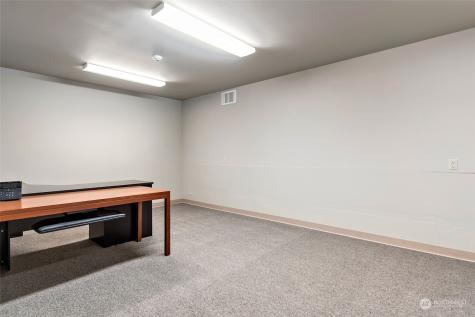 380 SE Barrington Drive Oak Harbor WA 98277