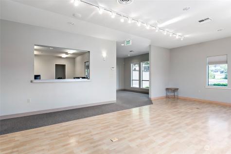 380 SE Barrington Drive Oak Harbor WA 98277