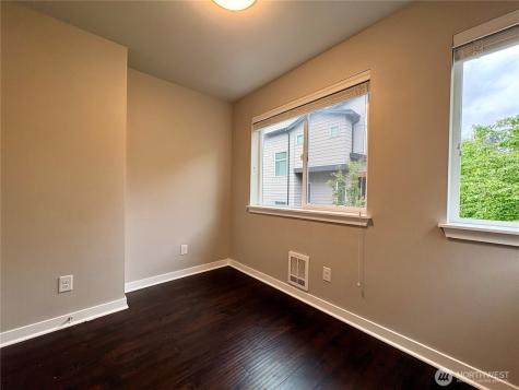 19225 Damson Road Lynnwood WA 98036