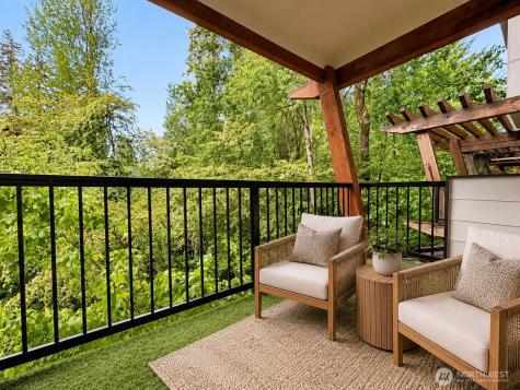 19225 Damson Road Lynnwood WA 98036