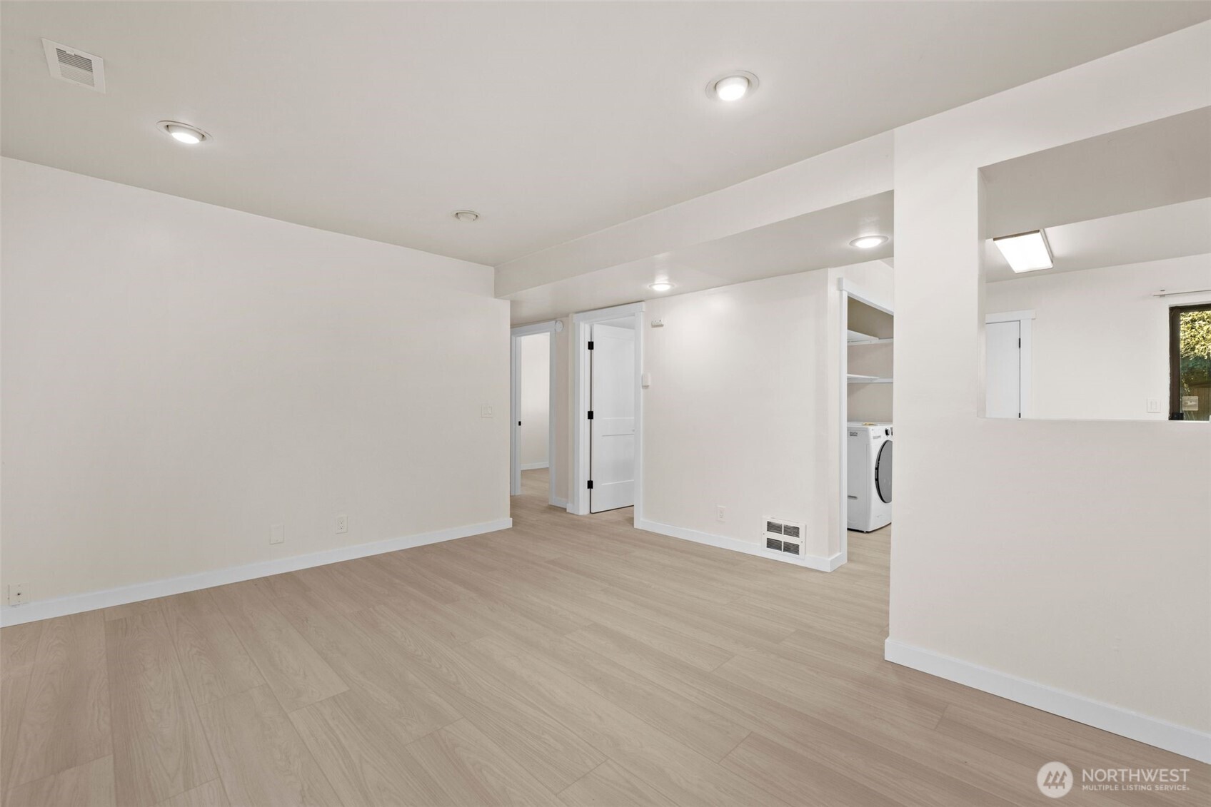 917 N 100th Street Seattle WA 98133