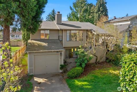 917 N 100th Street Seattle WA 98133