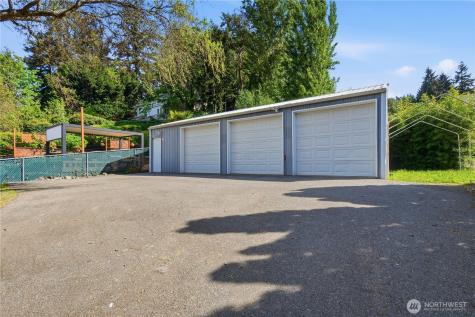 12704 Holmes Point Drive NE Kirkland WA 98034