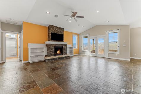 125 E Mountain Brook Lane Wenatchee WA 98801