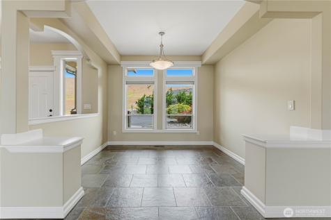 125 E Mountain Brook Lane Wenatchee WA 98801