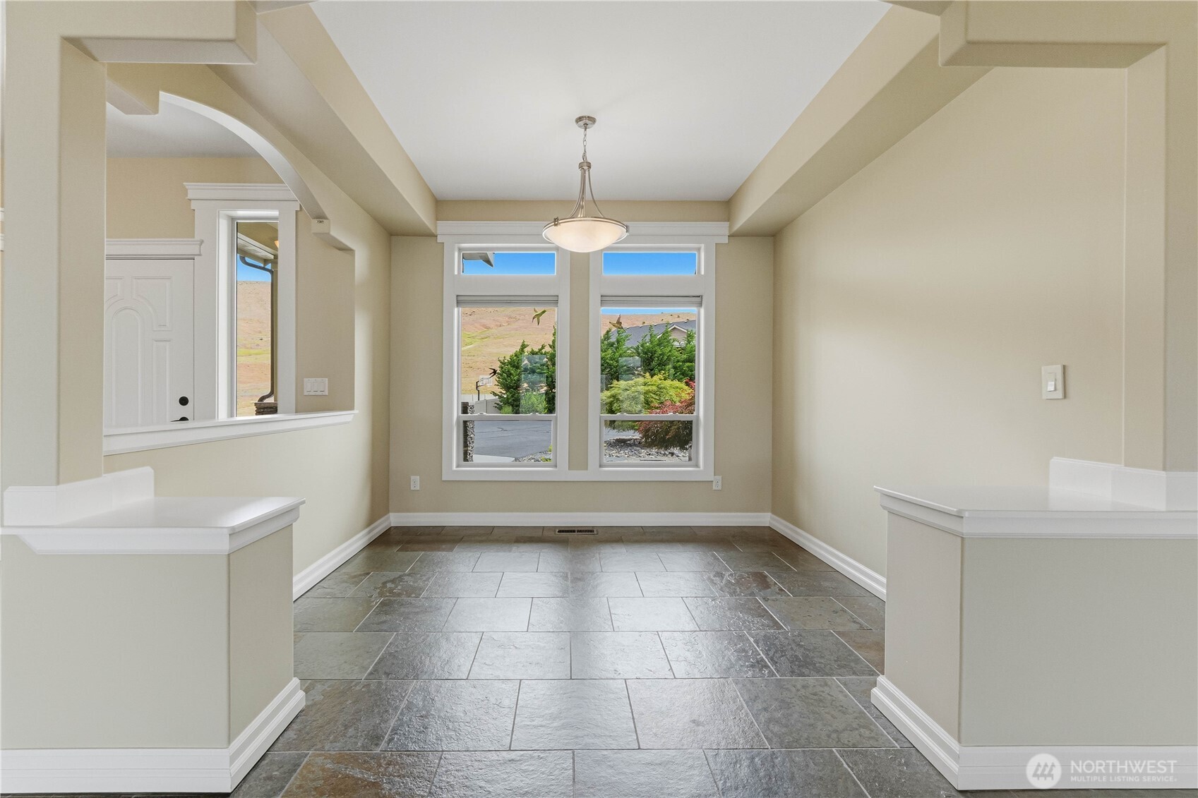 125 E Mountain Brook Lane Wenatchee WA 98801