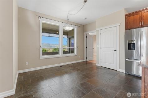 125 E Mountain Brook Lane Wenatchee WA 98801