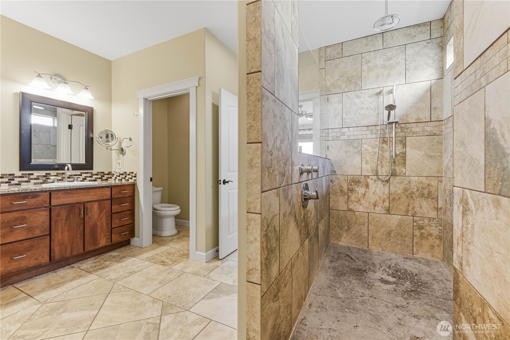 125 E Mountain Brook Lane Wenatchee WA 98801