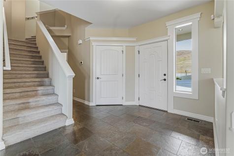 125 E Mountain Brook Lane Wenatchee WA 98801