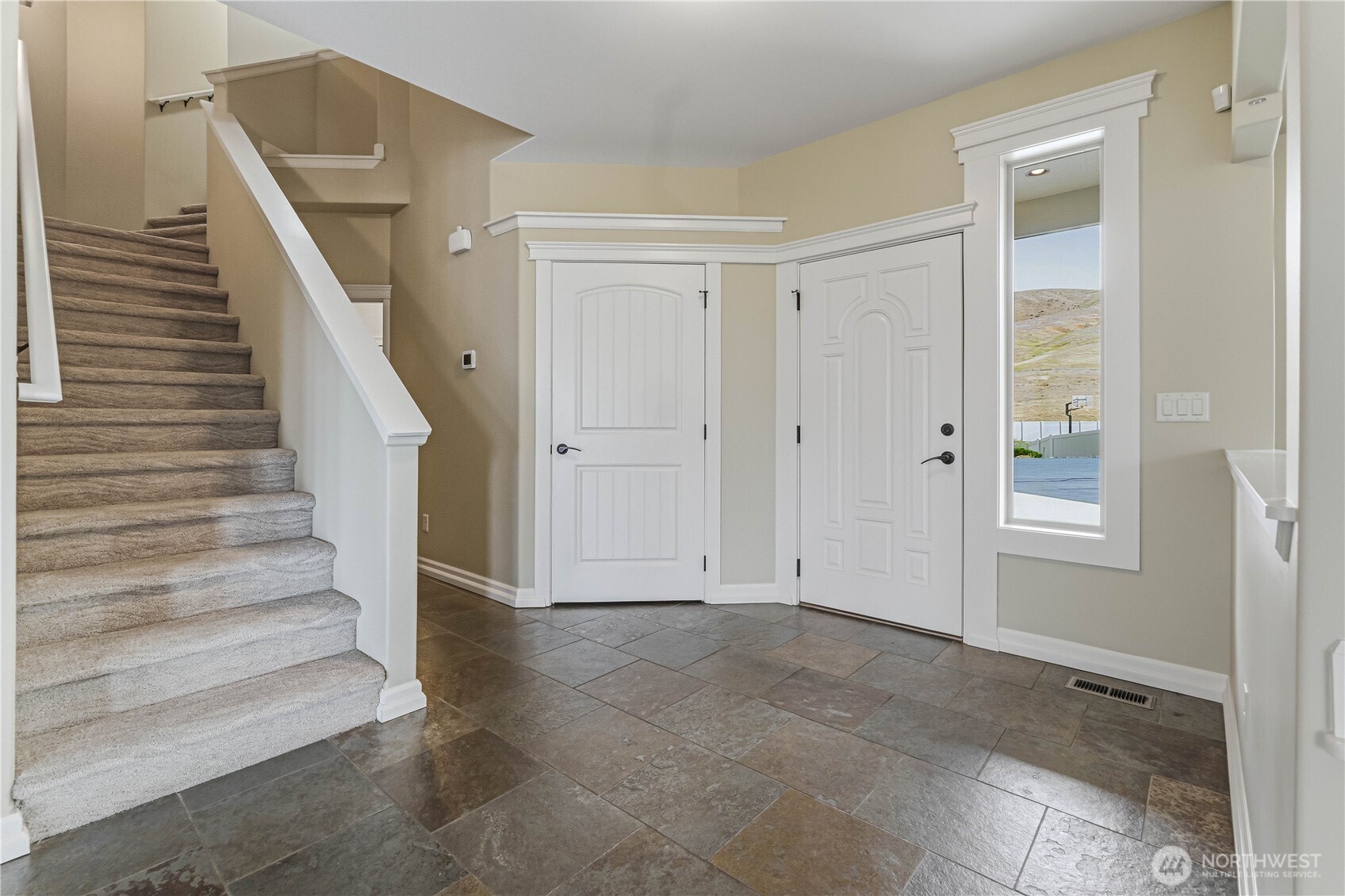 125 E Mountain Brook Lane Wenatchee WA 98801