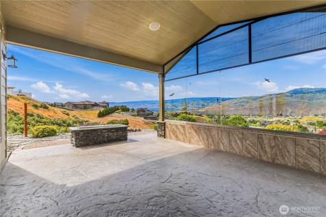 125 E Mountain Brook Lane Wenatchee WA 98801