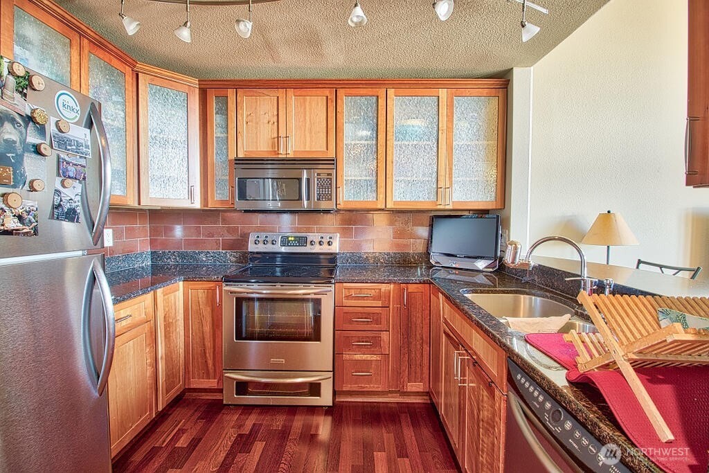 8980 Woodinville-redmond Road NE Redmond WA 98052