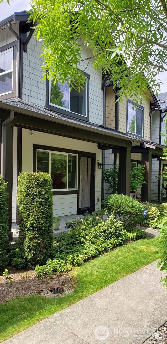 10384 157th Place NE Redmond WA 98052