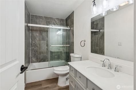2219 14th Avenue W Seattle WA 98119