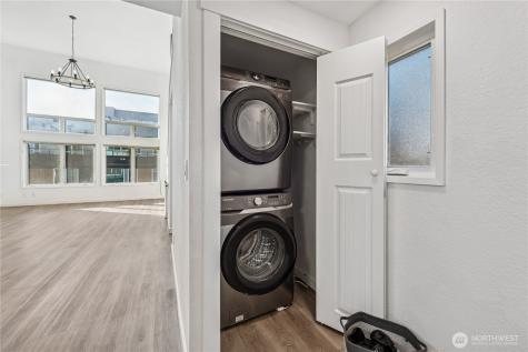 2219 14th Avenue W Seattle WA 98119