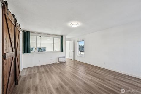 2219 14th Avenue W Seattle WA 98119