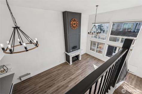 2219 14th Avenue W Seattle WA 98119