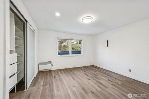 2219 14th Avenue W Seattle WA 98119
