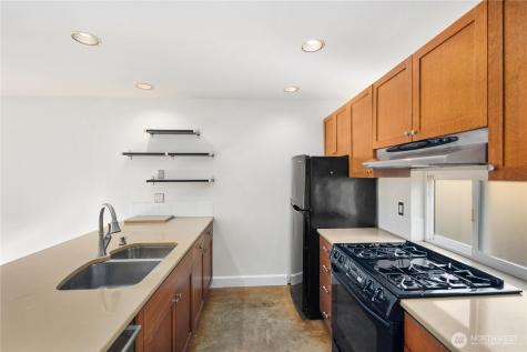 112 22nd Avenue Seattle WA 98122