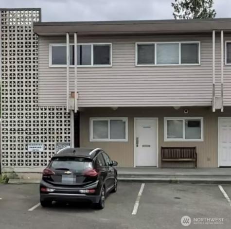 4212 Aurora Avenue N Seattle WA 98103