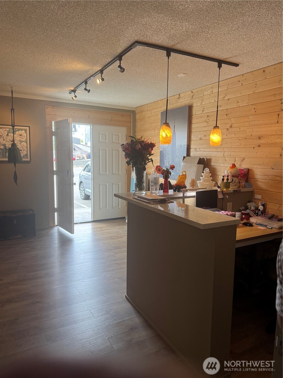 4212 Aurora Avenue N Seattle WA 98103