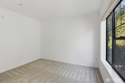 10575 NE 12th Place Bellevue WA 98004