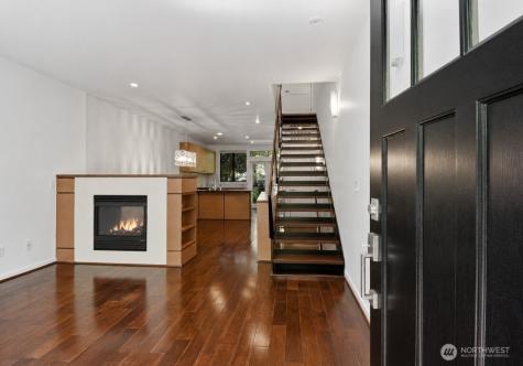 10575 NE 12th Place Bellevue WA 98004