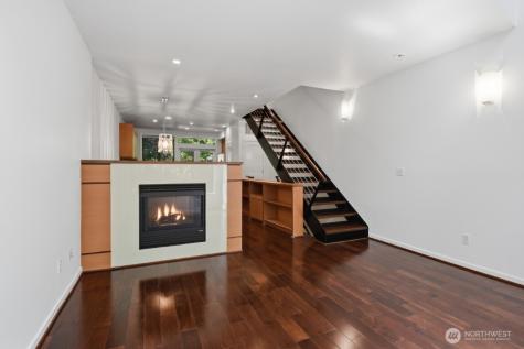 10575 NE 12th Place Bellevue WA 98004