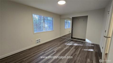 12515 NE 116th Street Kirkland WA 98034