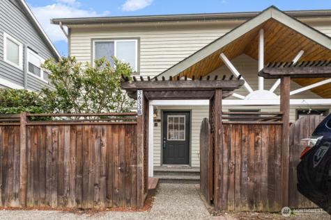 3633 22ND Seattle WA 98199