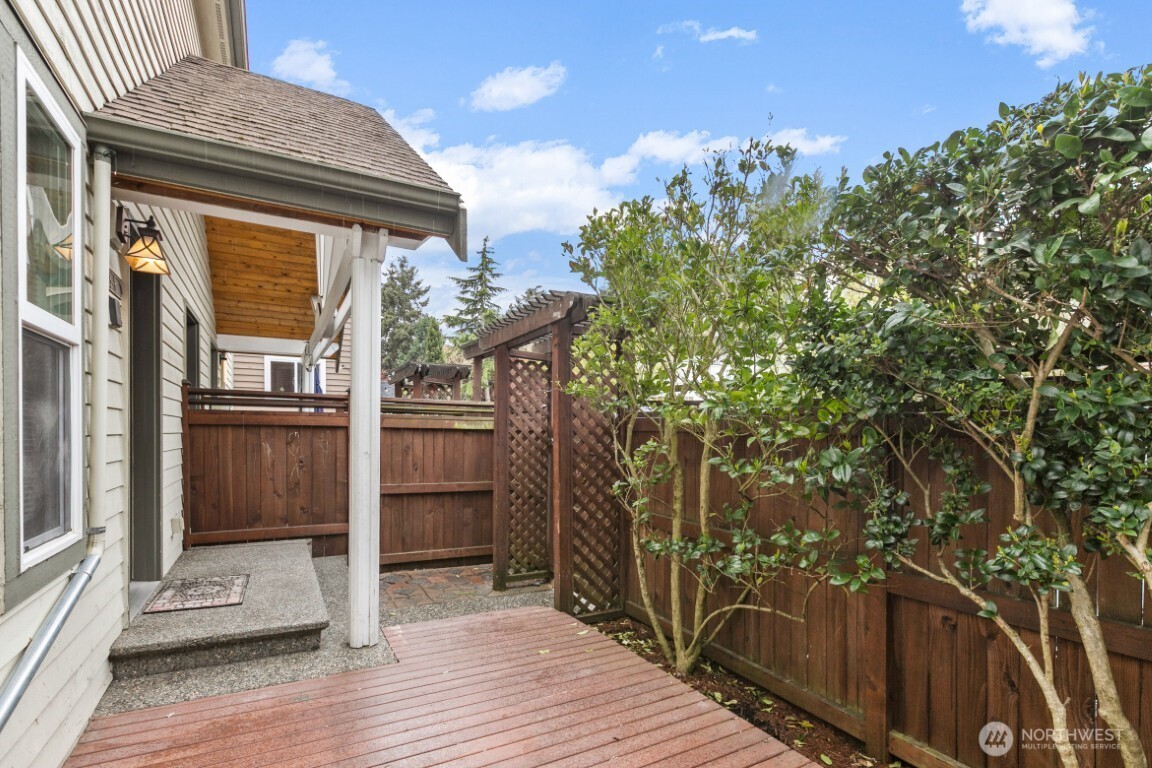 3633 22nd Avenue W Seattle WA 98199