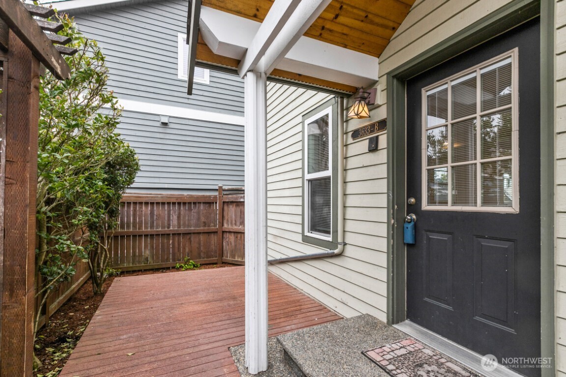 3633 22nd Avenue W Seattle WA 98199