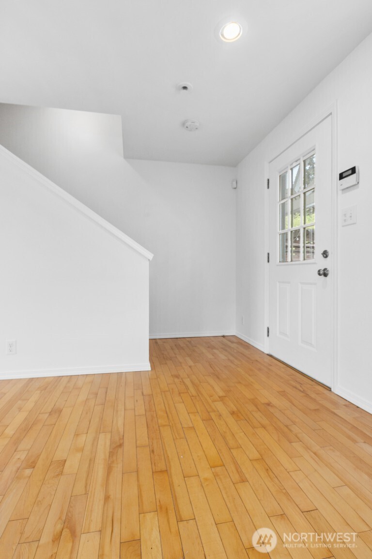 3633 22nd Avenue W Seattle WA 98199