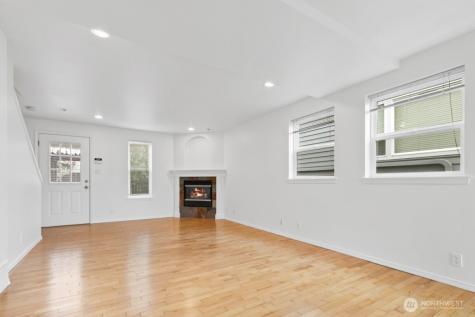 3633 22nd Avenue W Seattle WA 98199