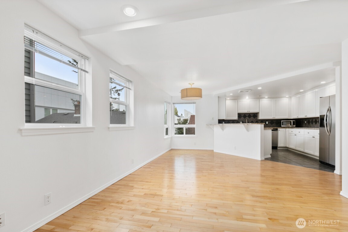 3633 22nd Avenue W Seattle WA 98199