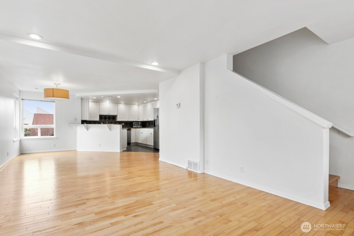 3633 22nd Avenue W Seattle WA 98199