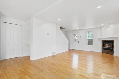 3633 22nd Avenue W Seattle WA 98199