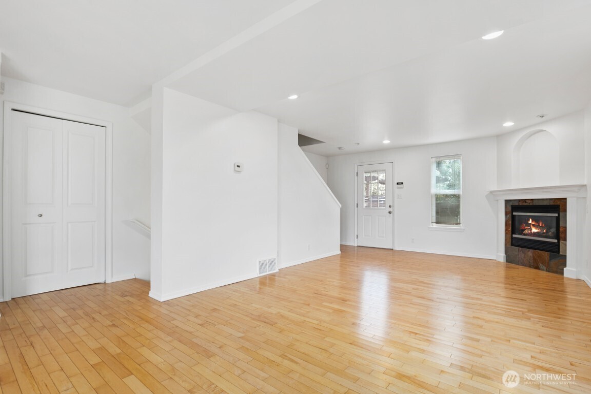 3633 22nd Avenue W Seattle WA 98199
