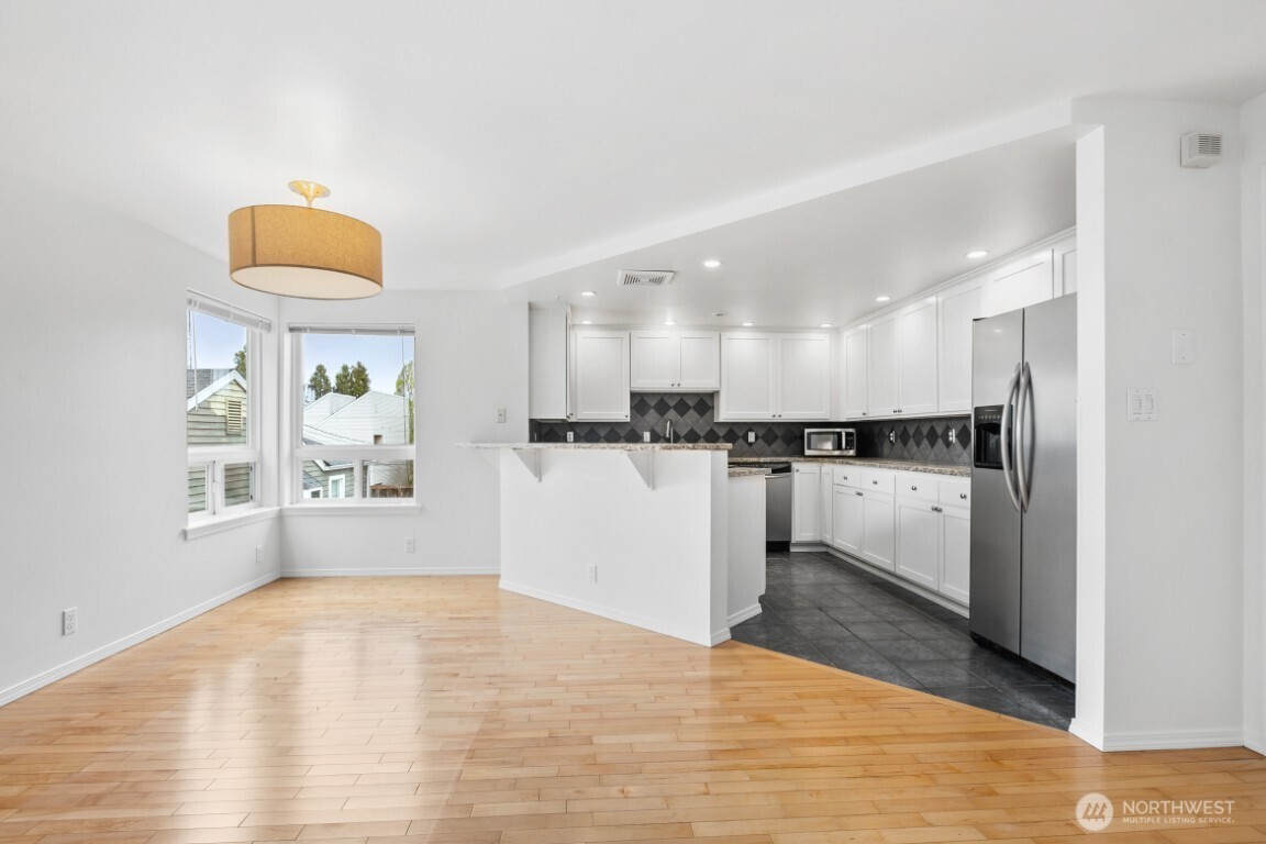 3633 22nd Avenue W Seattle WA 98199