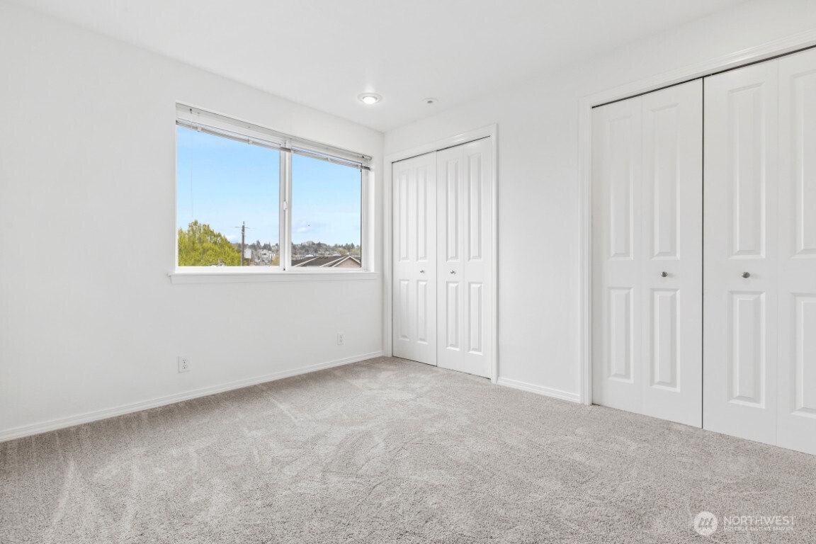 3633 22nd Avenue W Seattle WA 98199