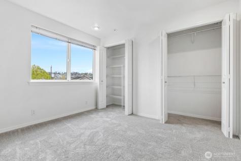 3633 22nd Avenue W Seattle WA 98199