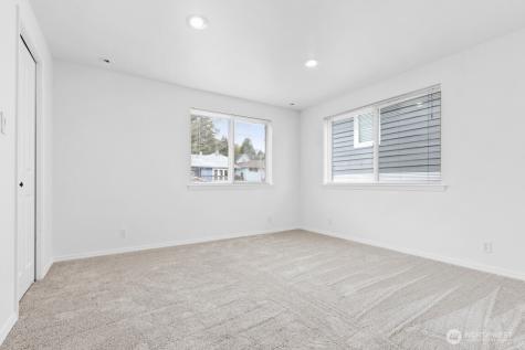 3633 22nd Avenue W Seattle WA 98199