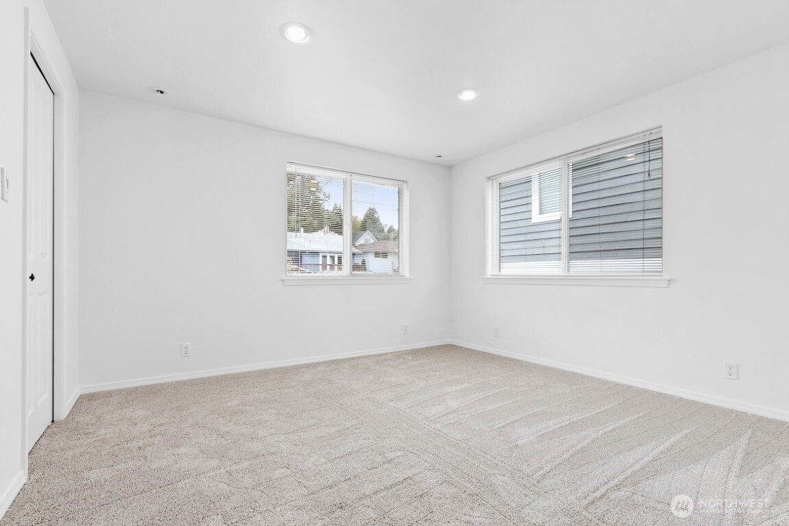 3633 22nd Avenue W Seattle WA 98199