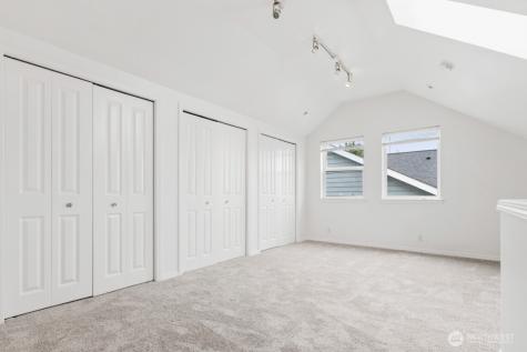 3633 22nd Avenue W Seattle WA 98199