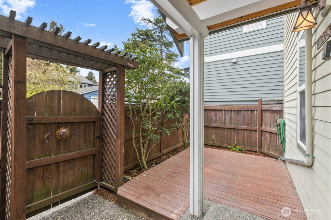 3633 22nd Avenue W Seattle WA 98199